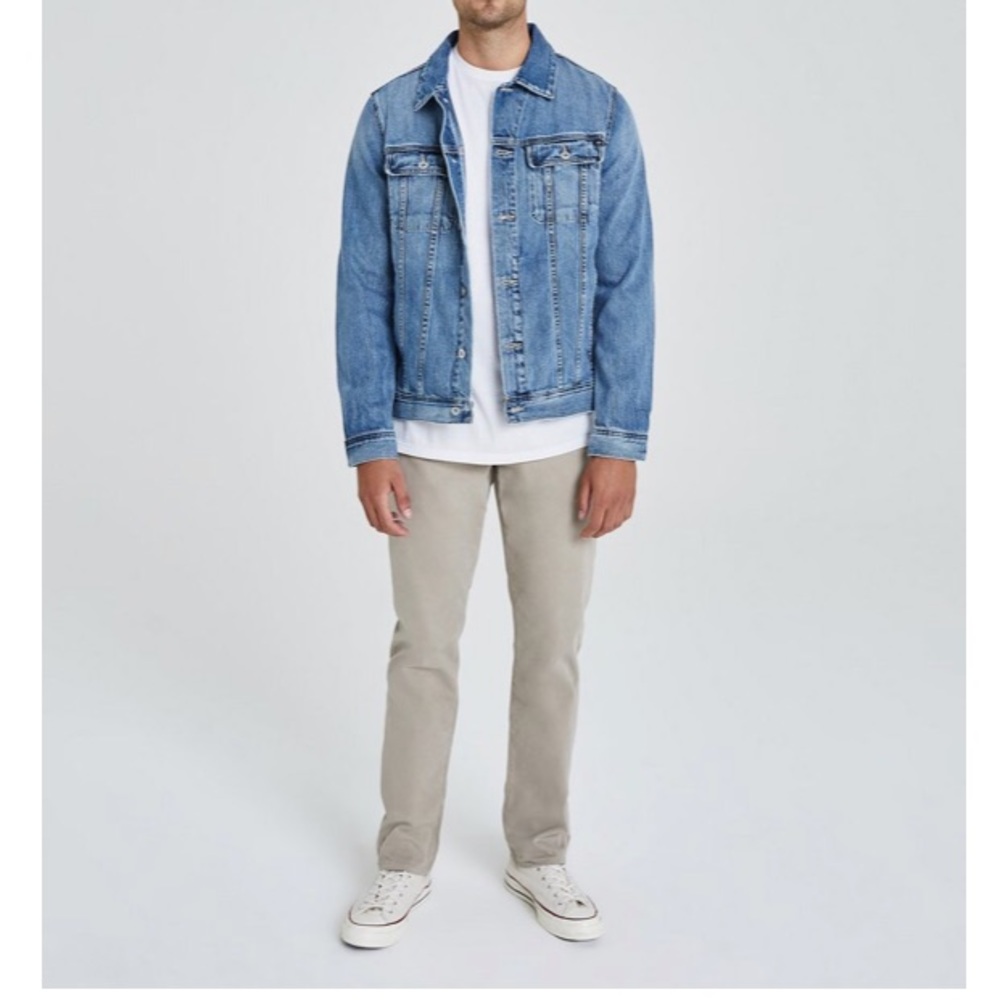 AG The Graduate Tailored Leg